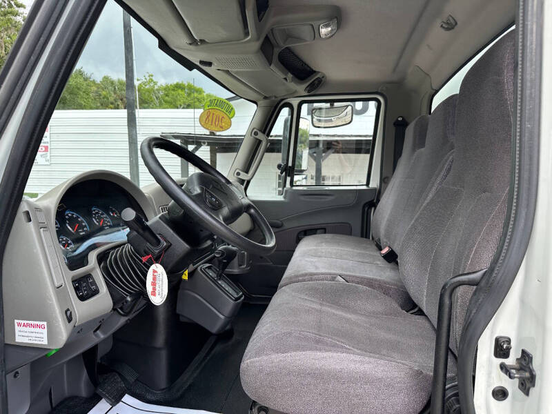 2018 International DuraStar 4300