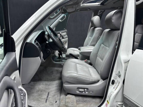 2004 Toyota Land Cruiser