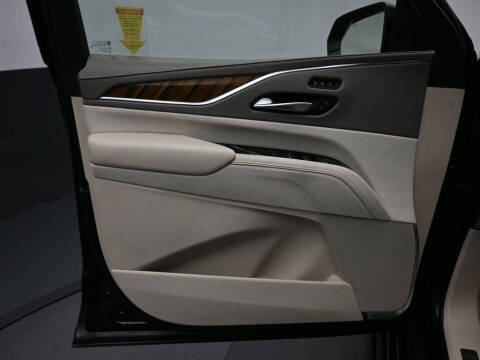 2023 Cadillac Escalade ESV Sport Platinum