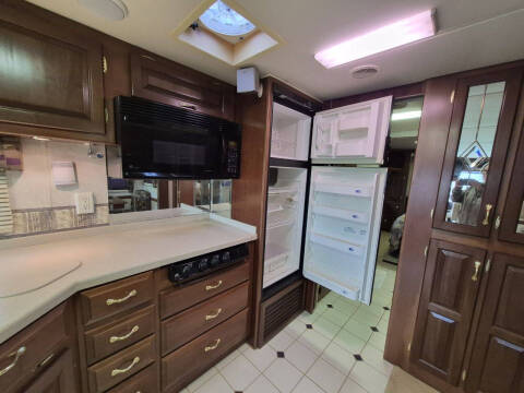 2002 Newmar Dutch Star 3852