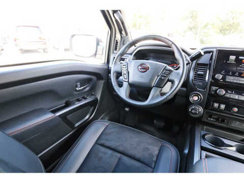 2024 Nissan Titan