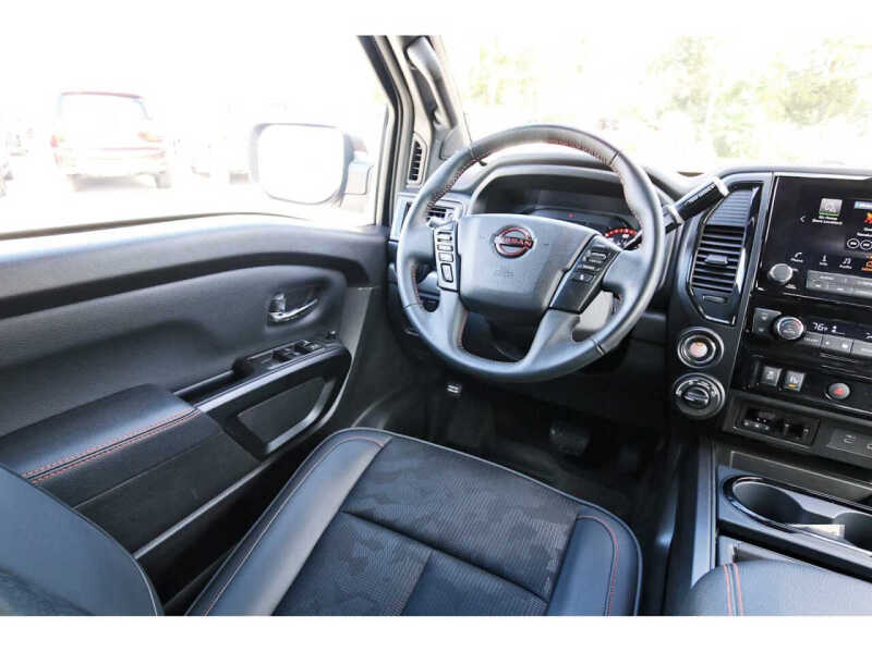 2024 Nissan Titan