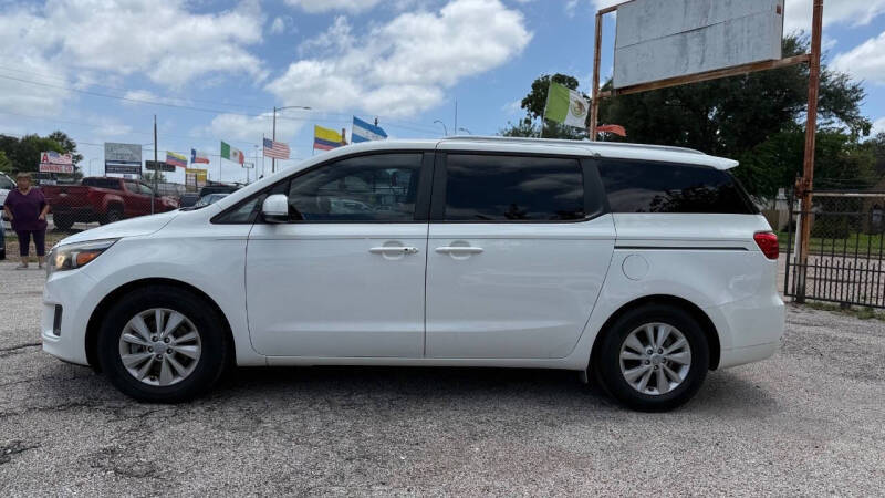 2018 Kia Sedona LX