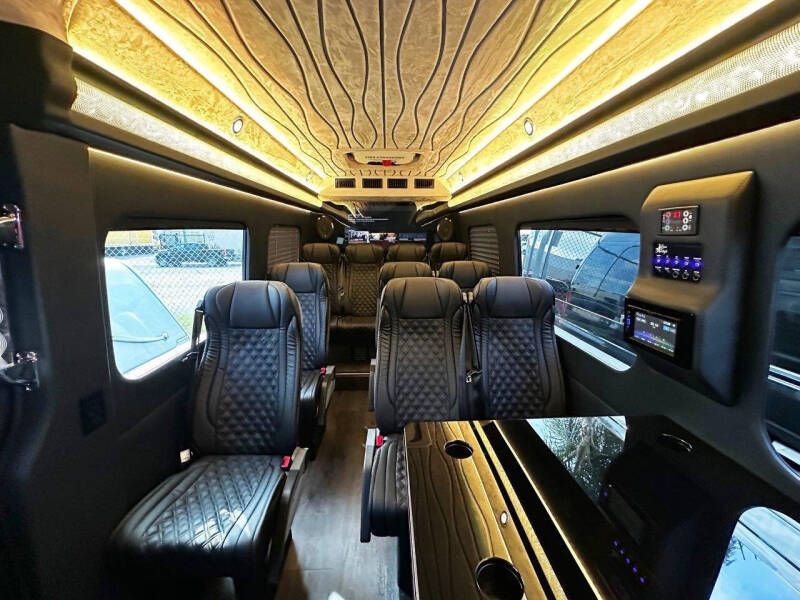 2024 Mercedes-Benz Sprinter