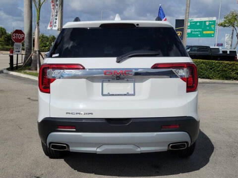 2023 GMC Acadia SLE