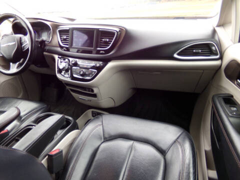 2018 Chrysler Pacifica Touring L