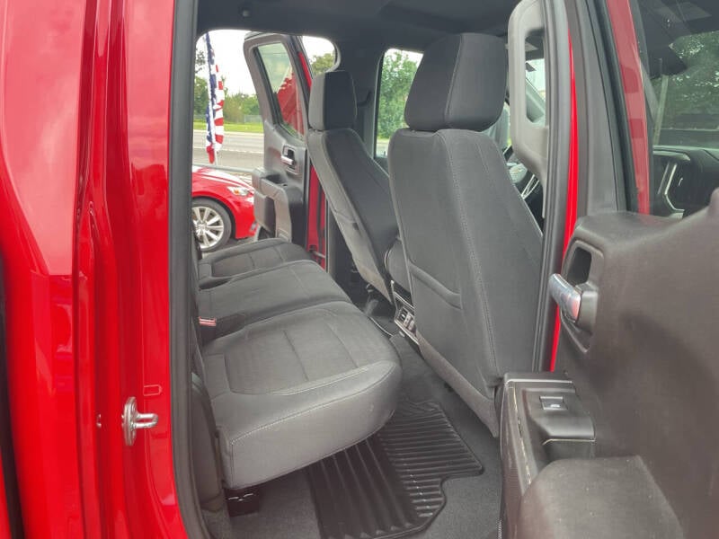 2021 Chevrolet Silverado 1500 LT photo 14