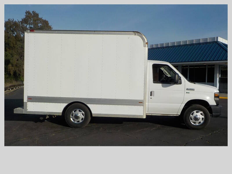 2012 Ford E-Series E-350 SD