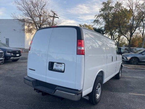 2025 Chevrolet Express 2500