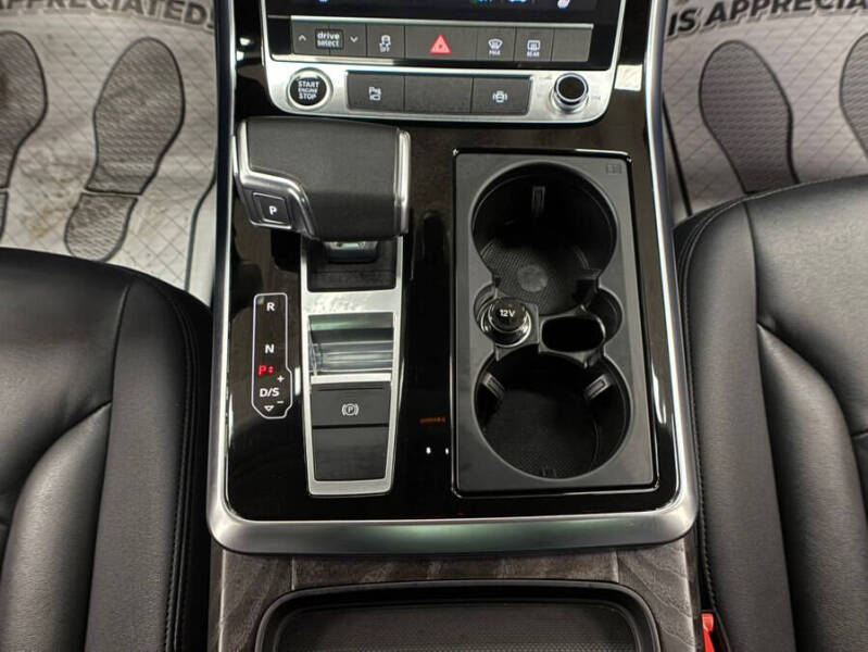 2022 Audi Q7 quattro Premium Plus 55 TFSI