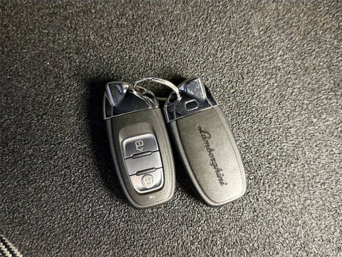 2021 Lamborghini Huracan STO