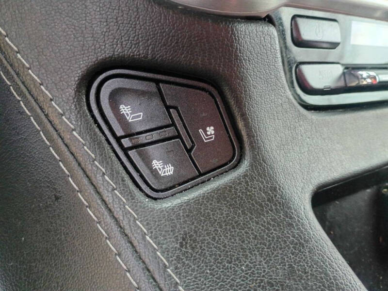 2020 GMC Yukon XL SLT