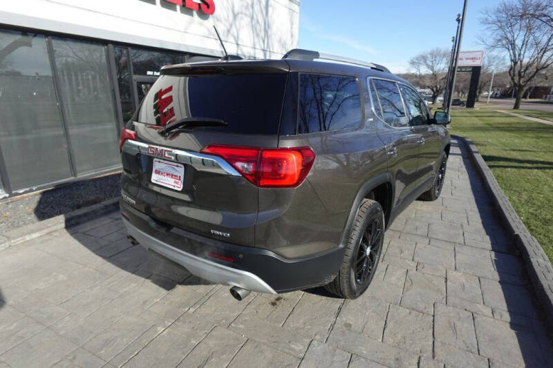 2019 GMC Acadia SLT-1
