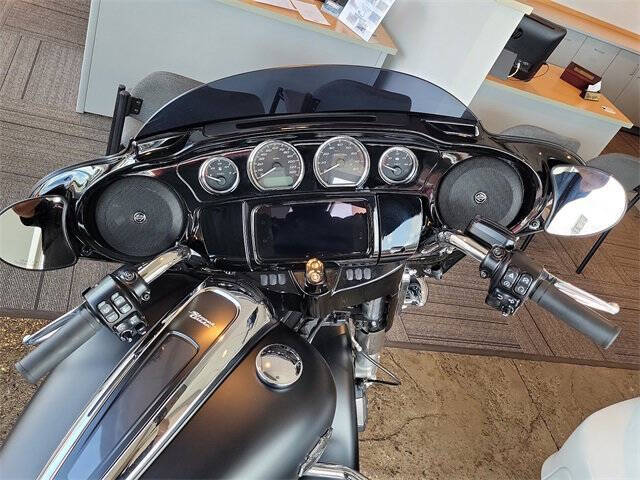 2022 Harley-Davidson Street Glide