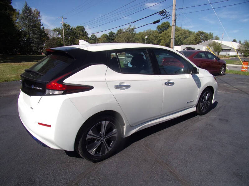 2019 Nissan LEAF SV