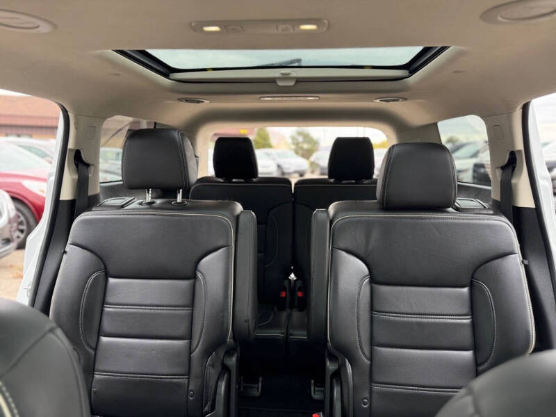 2021 GMC Acadia Denali