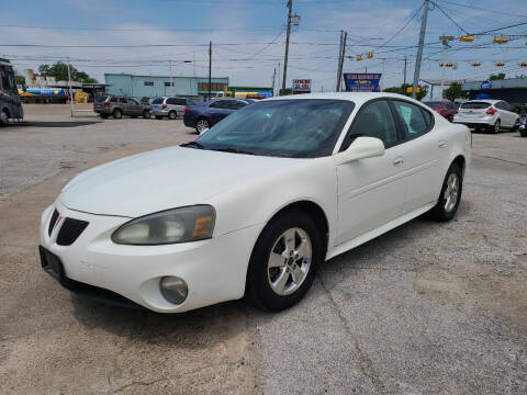 2005 Pontiac Grand Prix for sale at OTWELL ENTERPRISES AUTO & TRUCK SALES in Pasadena TX