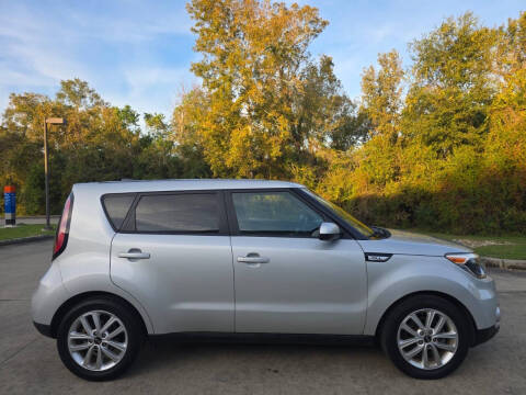 2018 Kia Soul +