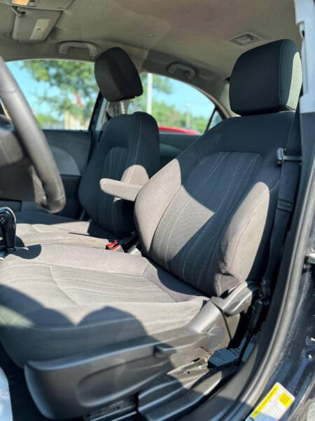 2014 Chevrolet Sonic LT Auto