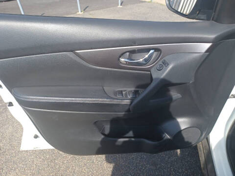 2016 Nissan Rogue S