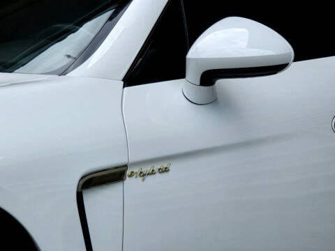 2015 Porsche Panamera S E-Hybrid