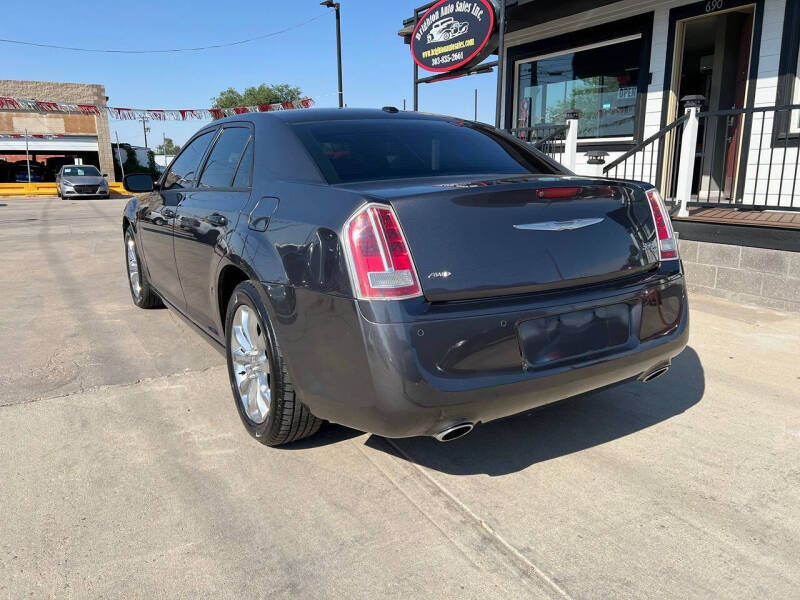 2014 Chrysler 300 C