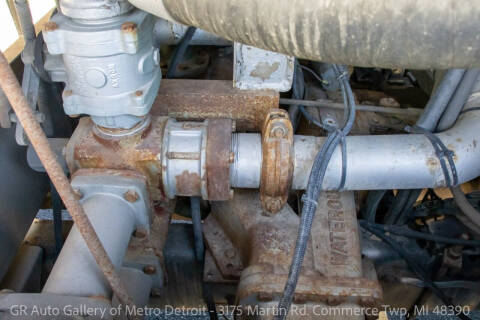 2001 Hendrickson Firetruck