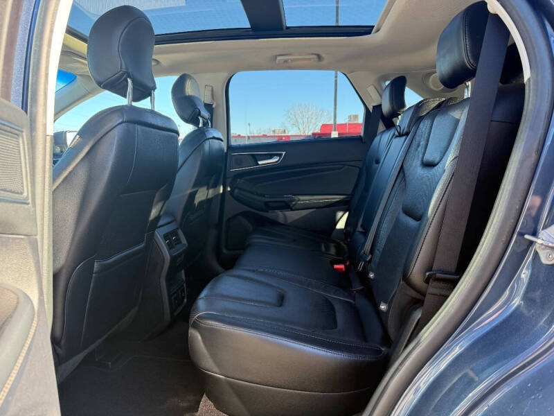 2019 Ford Edge Titanium