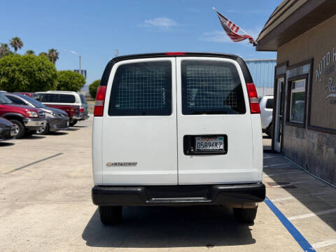 2017 Chevrolet Express 3500