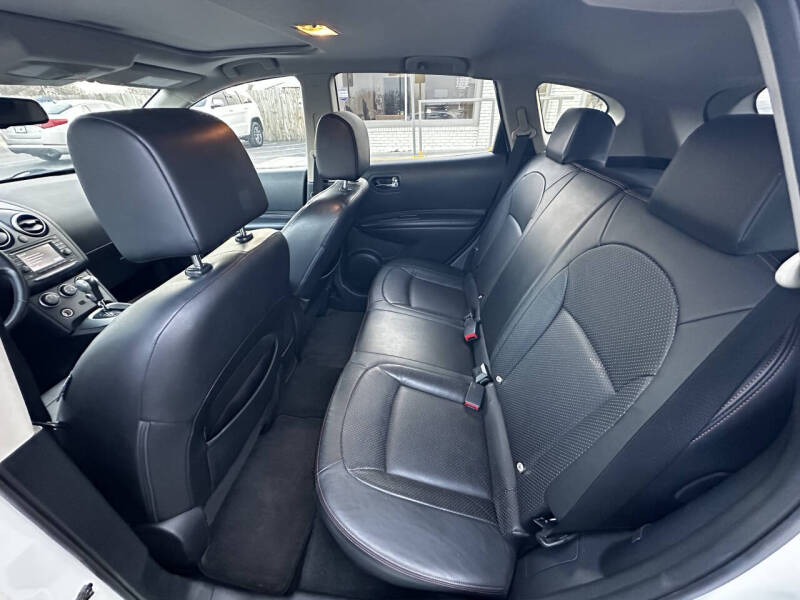 2013 Nissan Rogue SV w/SL Package