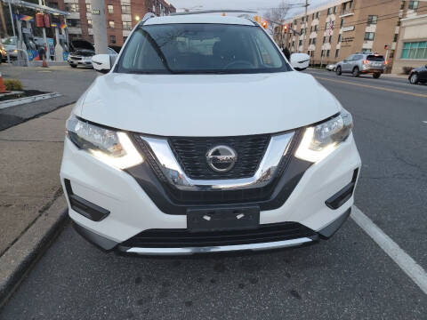 2020 Nissan Rogue for sale at OFIER AUTO SALES in Freeport NY