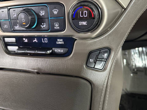 2017 GMC Yukon XL Denali