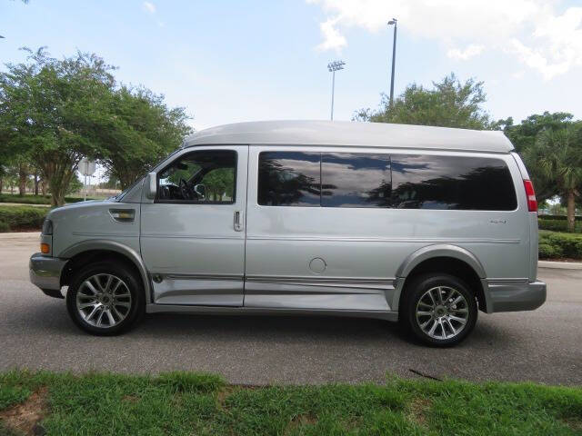 2019 GMC Savana 2500