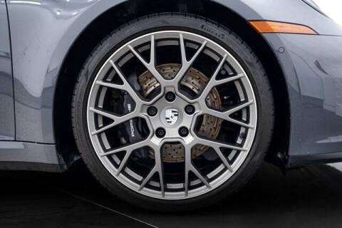 2025 Porsche 911 Carrera