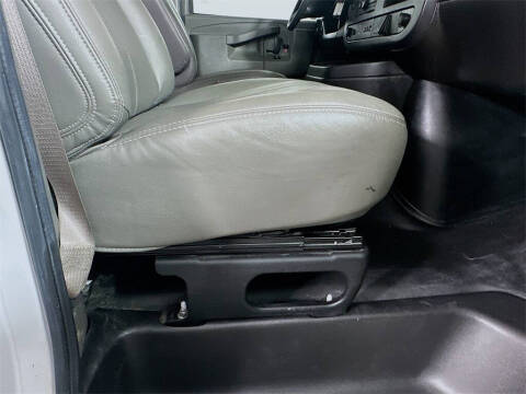 2024 Chevrolet Express 2500