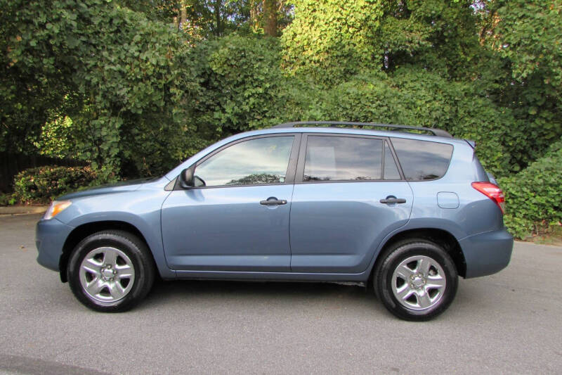 2010 Toyota RAV4 Base photo 3