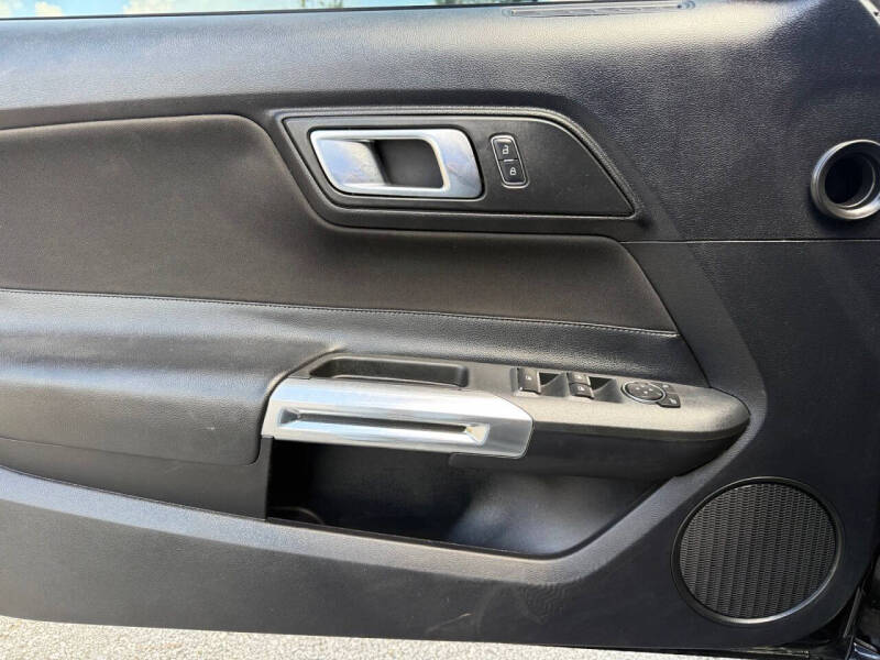 2018 Ford Mustang EcoBoost