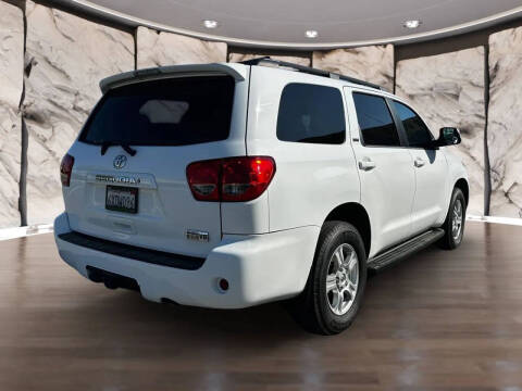 2012 Toyota Sequoia SR5