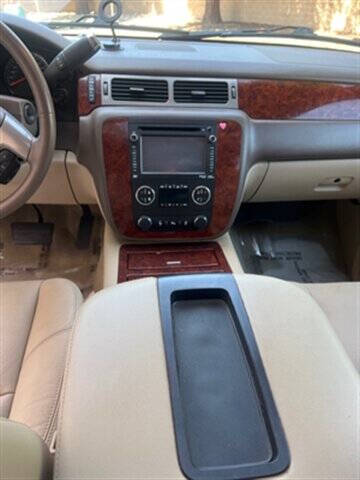 2014 Chevrolet Suburban LTZ