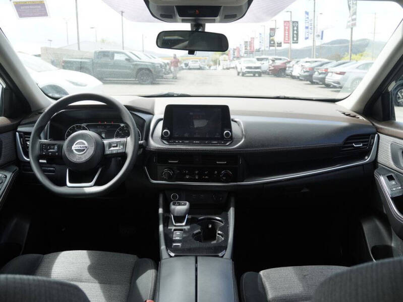 2021 Nissan Rogue S