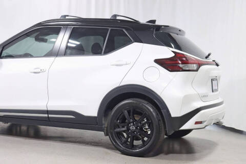 2023 Nissan Kicks SR