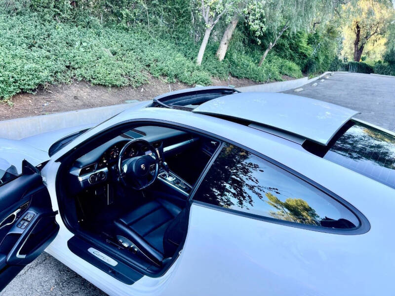 2013 Porsche 911 Carrera