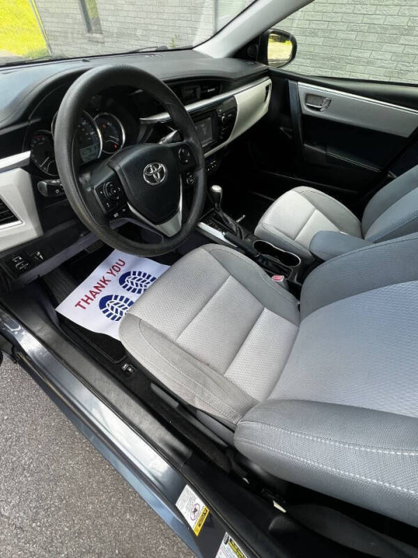2015 Toyota Corolla LE