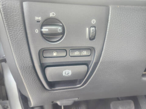 2013 Volvo XC90 3.2 R-Design