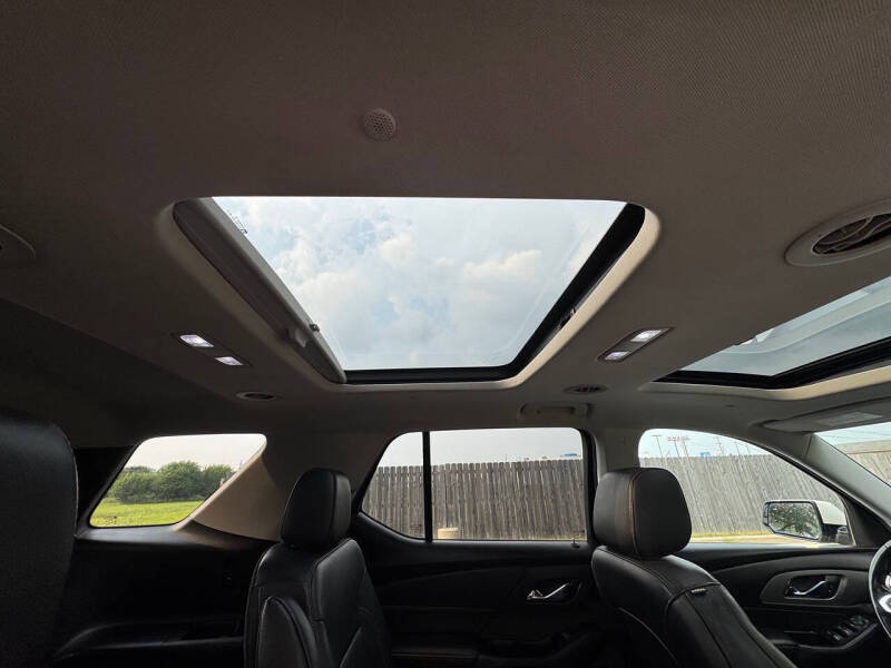 2019 Chevrolet Traverse LT Leather