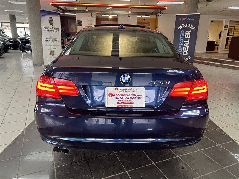 2011 BMW 3 Series 328i