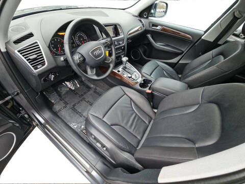 2016 Audi Q5 2.0T quattro Premium Plus