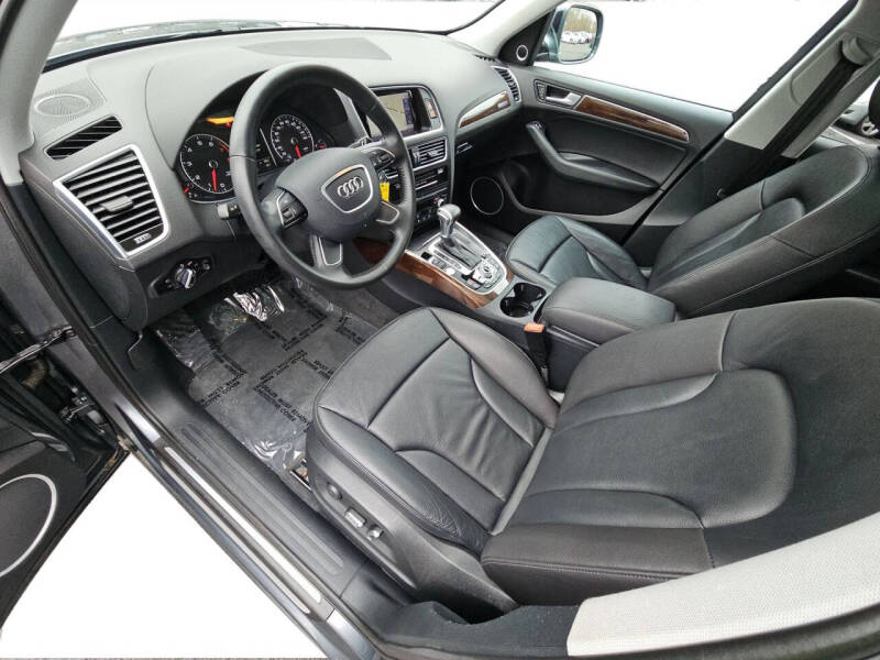 2016 Audi Q5 2.0T quattro Premium Plus