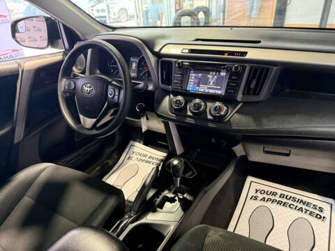 2017 Toyota RAV4 LE