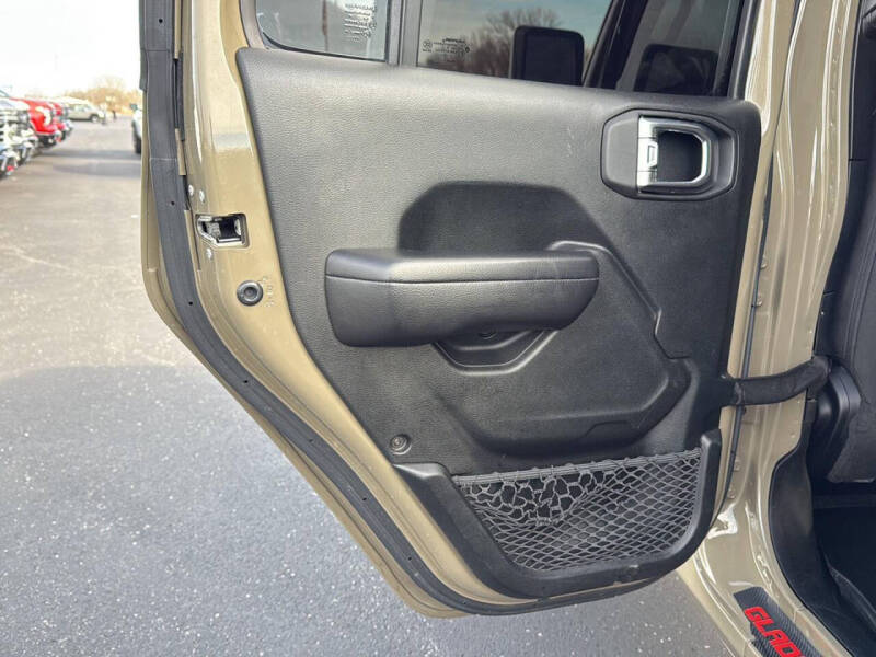 2020 Jeep Gladiator Sport S